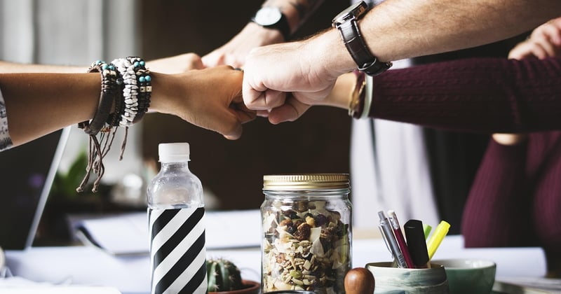 Chatbots personnalisés pour petites entreprises : le guide pour vendre 24h/24