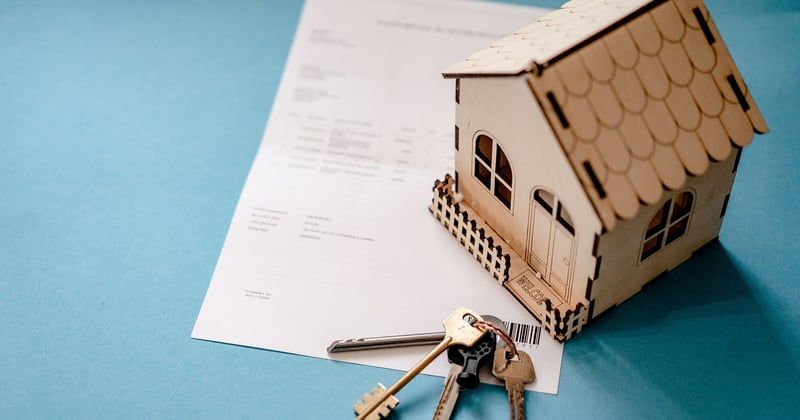 Taux immobiliers 2025 : la baisse se confirme, voici pourquoi c’est le moment d’agir